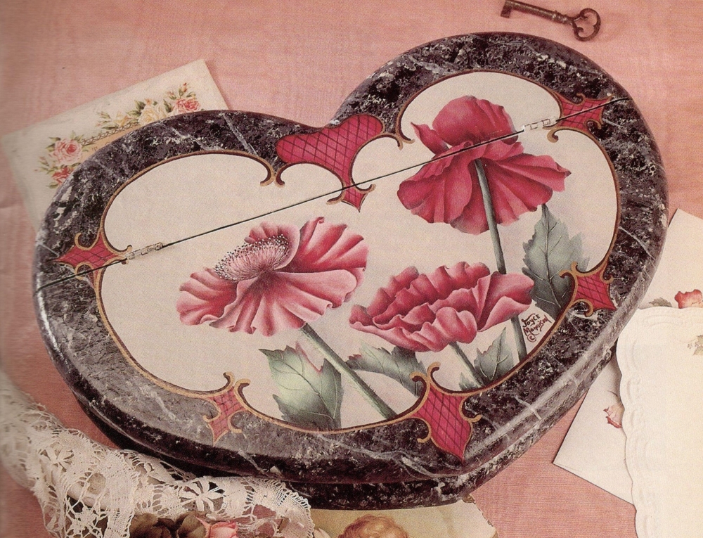Poppies Heart Box