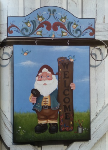 Garden gate greeting sign.